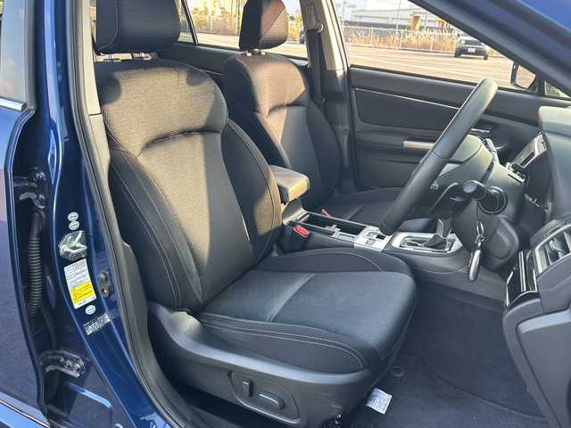 スバル レヴォーグ 1．6GT アイサイト Sスタイル 愛媛県 2015(平27)年 3.6万km ギャラクシーブルーシリカ 純正KENWOODナビ/（Bluetooth/AM/FM/フルセグTV/iPad/SD）/レーダークルーズコントロール/衝突軽減ブレーキ/LEDヘッドライト/コーナーセンサー/パワーシート/ETC/ドライブレコーダー/純正18インチAW/スマートキー/純正フロアマット/レーンキープアシスト/4WD/ダウンヒルアシストコントロール/アイドリングストップ