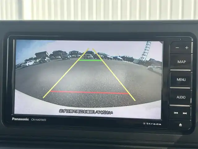 トヨタ ライズ Z 熊本県 2023(令5)年 1.3万km ナチュラルベージュマイカM 社外ナビ（CN-HA01WD）/・AM/FM/CD/DVD/SD/iPod/BT/・フルセグTV/バックカメラ/先行車発進お知らせ機能/車線逸脱警報/ステアリングアシスト/標識認識機能/横滑り防止機能/ふらつき警報/前後コーナーセンサー/レーダークルーズコントロール/革巻きステアリング/・ステアリングリモコン/オートライト/・LEDライト/・フォグランプ/D/N席シートヒーター/前後ドライブレコーダー（TZ-D205W）/電動サイドブレーキ/・ホールドボタン/電動格納ミラー/・ウィンカーミラー/純正フロアマット/純正アルミホイール/スマートキー/・スペアキー