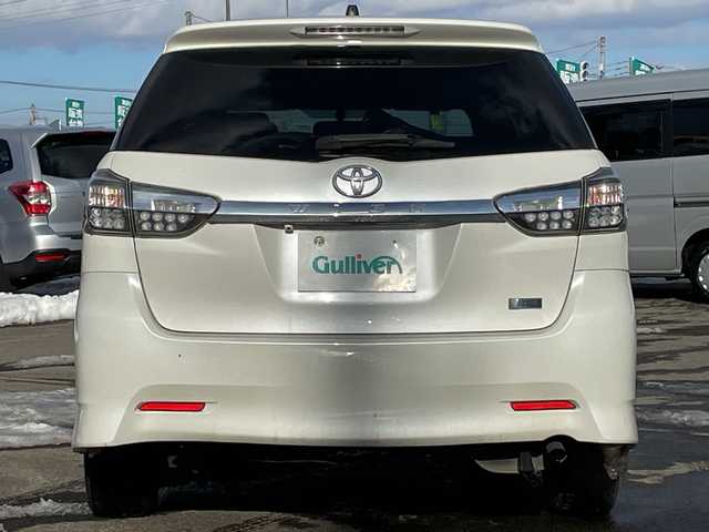 トヨタ ウィッシュ 1．8S モノトーン 道央・札幌 2014(平26)年 12.6万km ホワイトパールクリスタルシャイン ４WD/寒冷地仕様/社外SDナビ/CD/DVD/BT/フルセグ/横滑り防止装置/センターデフロック/バックカメラ/ビルトインETC/ワイパーデアイサー/ECOMODE/SPORTMODE/ハーフレザーシート/革巻きステアリング/パドルシフト/MTモード付AT/プッシュスタート/スマートキー/HIDヘッドライト/オートライト/フォグランプ/電動格納ミラー/ウィンカーミラー/純正フロアマット/ドアバイザー/スペアキー/純正AW付冬タイヤ積込/195/65/R15/2023年/山8mm