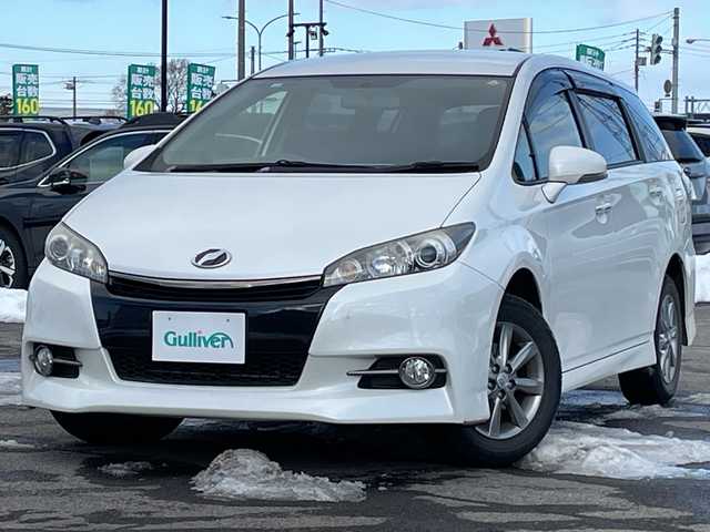 トヨタ ウィッシュ 1．8S モノトーン 道央・札幌 2014(平26)年 12.6万km ホワイトパールクリスタルシャイン ４WD/寒冷地仕様/社外SDナビ/CD/DVD/BT/フルセグ/横滑り防止装置/センターデフロック/バックカメラ/ビルトインETC/ワイパーデアイサー/ECOMODE/SPORTMODE/ハーフレザーシート/革巻きステアリング/パドルシフト/MTモード付AT/プッシュスタート/スマートキー/HIDヘッドライト/オートライト/フォグランプ/電動格納ミラー/ウィンカーミラー/純正フロアマット/ドアバイザー/スペアキー/純正AW付冬タイヤ積込/195/65/R15/2023年/山8mm