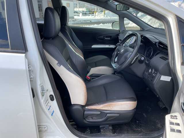 トヨタ ウィッシュ 1．8S モノトーン 道央・札幌 2014(平26)年 12.6万km ホワイトパールクリスタルシャイン ４WD/寒冷地仕様/社外SDナビ/CD/DVD/BT/フルセグ/横滑り防止装置/センターデフロック/バックカメラ/ビルトインETC/ワイパーデアイサー/ECOMODE/SPORTMODE/ハーフレザーシート/革巻きステアリング/パドルシフト/MTモード付AT/プッシュスタート/スマートキー/HIDヘッドライト/オートライト/フォグランプ/電動格納ミラー/ウィンカーミラー/純正フロアマット/ドアバイザー/スペアキー/純正AW付冬タイヤ積込/195/65/R15/2023年/山8mm