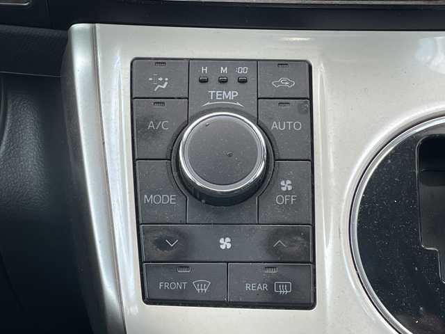 トヨタ ウィッシュ 1．8S モノトーン 道央・札幌 2014(平26)年 12.6万km ホワイトパールクリスタルシャイン ４WD/寒冷地仕様/社外SDナビ/CD/DVD/BT/フルセグ/横滑り防止装置/センターデフロック/バックカメラ/ビルトインETC/ワイパーデアイサー/ECOMODE/SPORTMODE/ハーフレザーシート/革巻きステアリング/パドルシフト/MTモード付AT/プッシュスタート/スマートキー/HIDヘッドライト/オートライト/フォグランプ/電動格納ミラー/ウィンカーミラー/純正フロアマット/ドアバイザー/スペアキー/純正AW付冬タイヤ積込/195/65/R15/2023年/山8mm