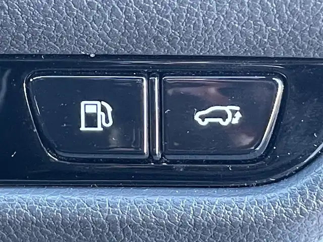 レクサス ＮＸ 350h Fスポーツ 香川県 2023(令5)年 3万km ホワイトノーヴァガラスフレーク レクサスセーフティーセンス/・プリクラッシュ/・LTA/・BSM/・HUD/純正14型ディスプレイオーディオ/ナビ機能付き/パノラミックビューモニター/パノラマムーンルーフ/レザーシート/シートヒーター/ベンチレーション/パワーシート/革巻きステアリング/ステアリングリモコン/ステアリングヒーター/レーダークルーズコントロール/LEDライト/LEDフォグライト/パワーバックドア/スマートキー/プッシュスタート