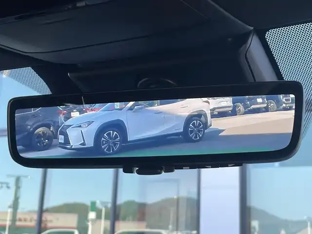 レクサス ＮＸ 350h Fスポーツ 香川県 2023(令5)年 3万km ホワイトノーヴァガラスフレーク レクサスセーフティーセンス/・プリクラッシュ/・LTA/・BSM/・HUD/純正14型ディスプレイオーディオ/ナビ機能付き/パノラミックビューモニター/パノラマムーンルーフ/レザーシート/シートヒーター/ベンチレーション/パワーシート/革巻きステアリング/ステアリングリモコン/ステアリングヒーター/レーダークルーズコントロール/LEDライト/LEDフォグライト/パワーバックドア/スマートキー/プッシュスタート