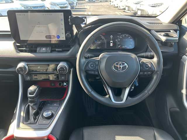 トヨタ ＲＡＶ４ HV アドベンチャー オフロードPKGⅡ 千葉県 2023(令5)年 1.4万km アティチュードブラックマイカ 10.5ディスプレイオーディオ　全方位カメラ　黒皮シート　温冷シート　ETC　USB　BT　フルセグ　デジタルミラー　パワーバックドア　1500Wコンセント　電動シート　ルーフレール　A/Tタイヤ