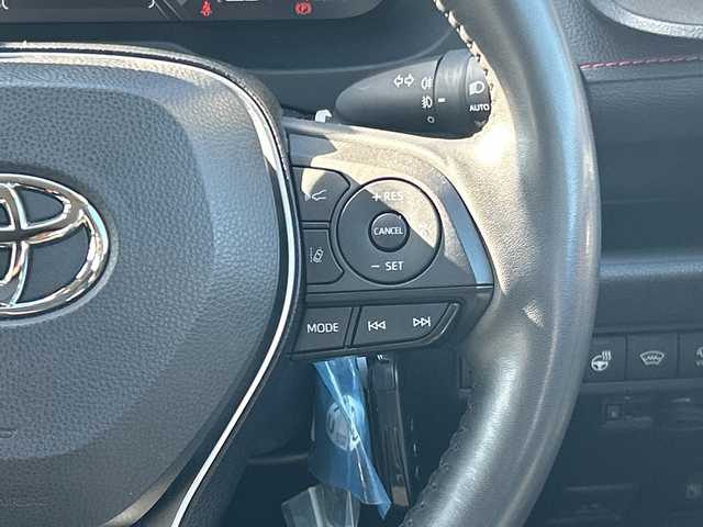 トヨタ ＲＡＶ４ HV アドベンチャー オフロードPKGⅡ 千葉県 2023(令5)年 1.4万km アティチュードブラックマイカ 10.5ディスプレイオーディオ　全方位カメラ　黒皮シート　温冷シート　ETC　USB　BT　フルセグ　デジタルミラー　パワーバックドア　1500Wコンセント　電動シート　ルーフレール　A/Tタイヤ