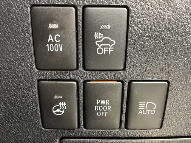 トヨタ アルファードハイブリット G Fパッケージ 岐阜県 2018(平30)年 4.1万km ブラック 純正9インチナビ/CD/DVD/Blu-ray/Bluetooth/SD/USB/AUX/フルセグTV/JBLプレミアムサウンド/ツインムーンルーフ/フリップダウンモニター/デジタルインナーミラー/バックモニター/両側パワースライドドア/アドバンストパーク/三眼LEDヘッドライト/パーキングサポートブレーキ/ToyotaSafetySense/プリクラッシュセーフティ/レーントレーシングアシスト/レーダークルーズコントロール/ロードサインアシスト/オートマチックハイビーム/ブラインドスポットモニター/リヤクロストラフィックアラート/クリアランスソナー/パワーバックドア/パワーシート/レザーシート/シートヒーター/エアシート/ステアリングヒーター/革巻きステアリング/ステアリングリモコン/ドライブレコーダー/ETC2.0/電動パーキングブレーキ/ブレーキホールド/オートLEDヘッドライト/純正ドアバイザー/純正17インチアルミホイール