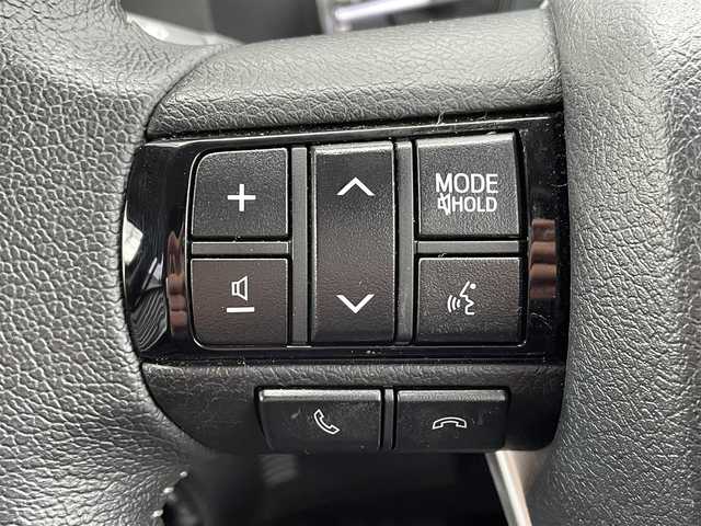 トヨタ ハイラックス Z 道東・釧路十勝 2021(令3)年 3.4万km アティチュードブラックマイカ ４WD/寒冷地仕様/運転支援装置/・PCS(プリクラッシュセーフティ)/・LDA(レーンディパーチャーアラート)/・RSA(ロードサインアシスト)/・レーダークルーズコントロール/・先行車発進告知/GRパーツ装着/ (フロントバンパーカバー/サイドステップ)/純正ディーラーOPナビ/ (CD/DVD/BT)/フルセグTV/バックカメラ/ETC/革巻きステアリング/ステアリングスイッチ/プッシュスタート/スマートキー/スペアキー/純正エンジンスターター/純正17インチAW/オートライト/純正LEDヘッドライト/フォグランプ/ (フロント/リア)/ウインカーミラー/電動格納ミラー/ミラーヒーター/純正ドアバイザー/社外フロアマット/アイドリングストップ/横滑り防止装置/ナビ取扱説明書/取扱説明書/保証書