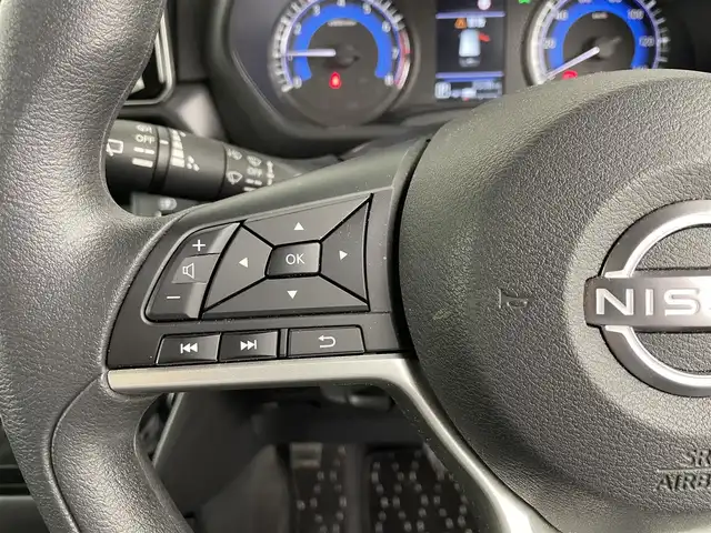 日産 ルークス ハイウェイスター X 埼玉県 2023(令5)年 0.4万km チタニウムグレーメタリック 純正9インチナビ/(Bluetooth/HDMI/AM/FM)/地デジフルセグ/全方位カメラ/前後ドライブレコーダー/片側パワースライドドア/ETC/先行車発進お知らせ機能/車線逸脱警報/標識認識機能/クリアランスソナー/ふらつき警報/アイドリングストップ/ステアリングリモコン/プッシュスタート/ロールサンシェード/ウィンカーミラー/フロントフォグランプ/純正フロアマット/純正ドアバイザー/純正14インチアルミホイール