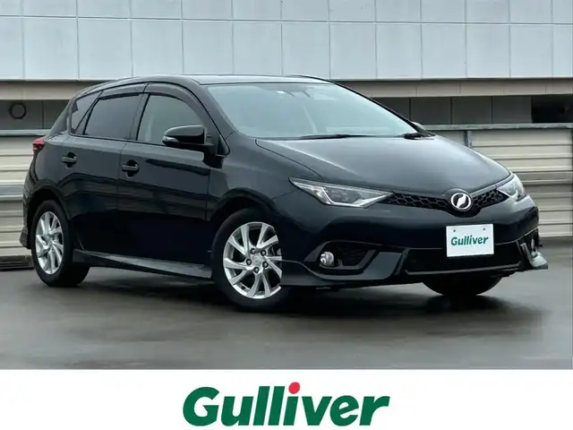 トヨタ オーリス RS 静岡県 2016(平28)年 1.8万km ブラックマイカ ６速ＭＴ/トヨタセーフティセンス/純正７インチＳＤナビ/ＤＶＤ再/バックカメラ/ＬＤＡ/ドラレコ/ビルトインETC/LEDヘッドライト/AAC/オートライト/純正フロアマット/純正16AW/AUX端子