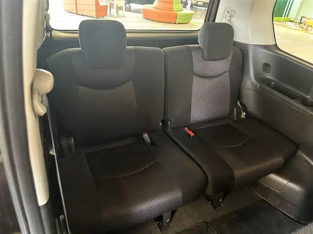 日産 セレナ ハイウェイスター S HV Vエアロ 静岡県 2013(平25)年 6.5万km オーロラモーヴ (株)IDOMが運営する【じしゃロン浜松店】の自社ローン専用車両になりますこちらは現金またはオートローンご利用時の価格です。自社ローンご希望の方は別途その旨お申付け下さい/純正ナビ（MM５１３D-L）/CD/DVD/AM/FM/Bluetooth/社外フリップダウンモニター（アルパイン）/両側パワースライドドア/インテリジェントキー/電動格納ミラー/ドアバイザー/フロアマット/フォグランプ