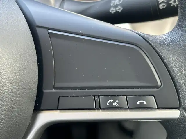 日産 デイズ X 熊本県 2020(令2)年 0.5万km ブロッサムピンク 純正9インチナビ/・AM/FM/CD/DVD/Bluetooth/・フルセグTV/・バックカメラ/安全装置/・エマージェンシーブレーキ/・車線維持システム/・車線逸脱/・先行車発進お知らせ機能/・速度、道路標識識別機能/・ふらつき警報/・アラウンドビューモニター/・タイヤアングルガイド/・ステアリングロック/ECO/Sportモード/オートライト/オートハイビーム/アイドリングストップ(off機能あり)/ステアリングリモコン/光軸調整機能/スマートキー/スペアキー /純正フロアマット/純正ドアバイザー/純正アルミホイール/電動格納ミラー/ウィンカーミラー