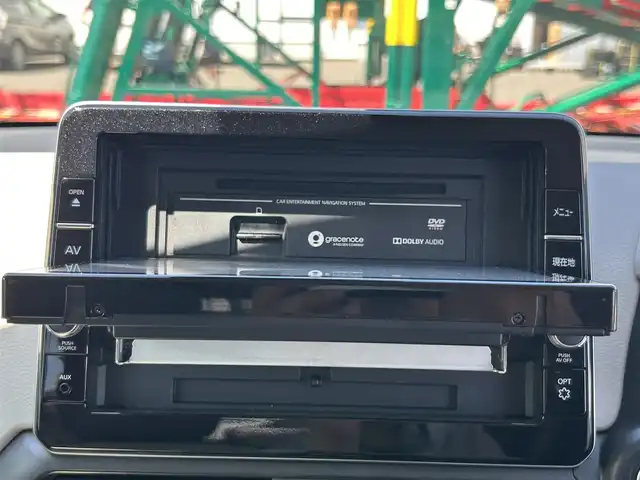 日産 デイズ X 熊本県 2020(令2)年 0.5万km ブロッサムピンク 純正9インチナビ/・AM/FM/CD/DVD/Bluetooth/・フルセグTV/・バックカメラ/安全装置/・エマージェンシーブレーキ/・車線維持システム/・車線逸脱/・先行車発進お知らせ機能/・速度、道路標識識別機能/・ふらつき警報/・アラウンドビューモニター/・タイヤアングルガイド/・ステアリングロック/ECO/Sportモード/オートライト/オートハイビーム/アイドリングストップ(off機能あり)/ステアリングリモコン/光軸調整機能/スマートキー/スペアキー /純正フロアマット/純正ドアバイザー/純正アルミホイール/電動格納ミラー/ウィンカーミラー