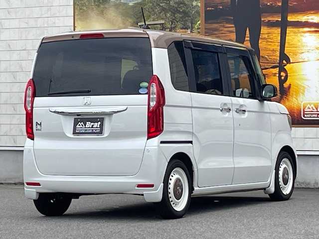 ホンダ Ｎ ＢＯＸ G･L ホンダセンシング カッパーブラウンスタイル 愛知県 2018(平30)年 3万km プラチナホワイトパール カラー：パールII（天井：カッパー）/ホンダセンシング/両側パワースライドドア/ナビ・ワンセグTV/バックカメラ/ビルトインETC/LEDヘッドライト/オートライト/プッシュスタート/スマートキー