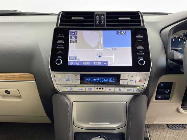 トヨタ ランドクルーザー プラド TX Lパッケージ マットブラED 鹿児島県 2023(令5)年 1.5万km アティチュードブラックマイカ サンルーフ/メーカーOPナビ/（AM/FM/フルセグ/Bluetooth）/パノラミックビューモニター/トヨタセーフティセンス/クリアランスソナー/プリクラッシュセーフティ/先行車発進通知/オートマチックハイビーム/レーンディパーチャーアラート/レーダークルーズコントロール/ブラインドスポットモニター/ETC/ドライブレコーダー/ルーフレール/LEDヘッドライト/オートライト/フォグランプ/レザーシート/パワーシート（D席＋N席）/シートヒーター（D席＋N席）/シートベンチレーション（D席＋N席）/革巻きステアリング/ステアリングスイッチ/フロアマット/プッシュスタート/スマートキー/スペアキー