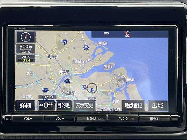 トヨタ ヴォクシー ZS 煌Ⅱ 三重県 2017(平29)年 4.6万km ホワイトパールクリスタルシャイン 純正9型ナビ(AM/FM/CD/TV/BT)/フルセグTV/バックカメラ/ビルトインETC/前方ドライブレコーダー/両側パワースライドドア/スペアキー/リヤサンシェード/衝突軽減ブレーキ/レーンキープアシスト/オートハイビーム/革巻きステアリング/横滑り防止/アイドリングストップ/電動格納ミラー/禁煙車