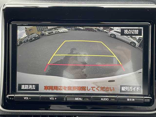 トヨタ ヴォクシー ZS 煌Ⅱ 三重県 2017(平29)年 4.6万km ホワイトパールクリスタルシャイン 純正9型ナビ(AM/FM/CD/TV/BT)/フルセグTV/バックカメラ/ビルトインETC/前方ドライブレコーダー/両側パワースライドドア/スペアキー/リヤサンシェード/衝突軽減ブレーキ/レーンキープアシスト/オートハイビーム/革巻きステアリング/横滑り防止/アイドリングストップ/電動格納ミラー/禁煙車