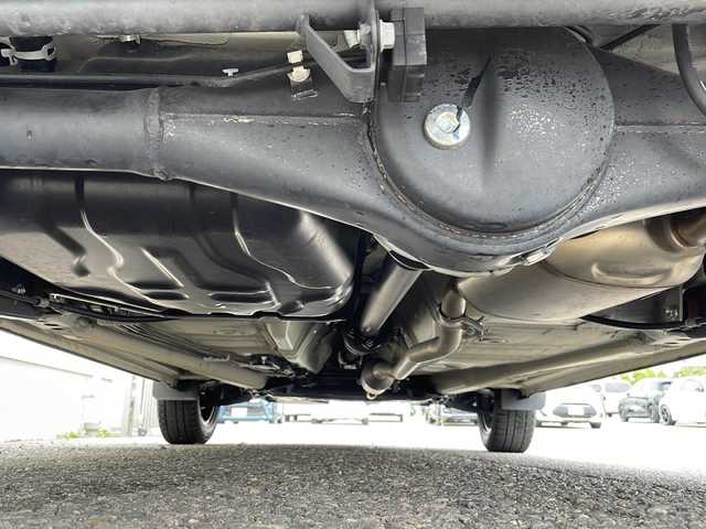 スズキ ハスラー Jスタイル Ⅱ ターボ 福島県 2022(令4)年 2.1万km シフォンアイボリーメタリック/ウッディブラウン2トーンルーフ ＫＥＮＷＯＯＤナビ（フルセグTV/AM/FM/CD/HDMI/BT）　バックＣ　ＥＴＣ　追従型クルコン　ミラー型ドラレコ　Ｄ／Ｎシートヒーター　パドルシフト　ステアリングスイッチ　ＬＥＤヘッドライト　フォグ　リアワイパー車載　スマートキー　ルーフレール　ダウンヒルアシスト　衝突被害軽減システム　車線逸脱警報　横滑り防止装止　アイドリングストップ　オートライト　電動格納ミラー　純正15インチスタッドレスタイヤ付AW　プッシュスタート　スマートキー　純正フロアマット