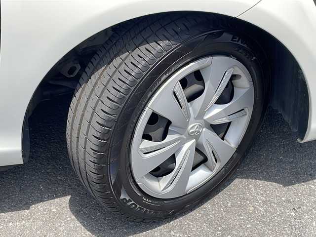 トヨタ シエンタ ハイブリッド X 長野県 2018(平30)年 1.9万km ホワイトパールクリスタルシャイン ７人/ケンウッドメモリーナビTV/左側パワースライドドア/ドライブレコーダー /ETC/キーレス/社外フロアマット/取説/スペアキー