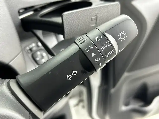 日産 デイズ ルークス ハイウェイスター Gターボ 道央・札幌 2018(平30)年 4万km ホワイトパール ・４WD/・純正メモリーナビゲーション/　CD/DVD/SD/BT/フルセグ/AUX/・アラウンドビューモニター/・両側パワースライドドア/・ナビ連動純正ドライブレコーダー/・ETC/・クルーズコントロール/・衝突軽減ブレーキ/・横滑り防止装置/・LEDヘッドライド/・前後コーナーセンサー/・レーンキープアシスト/・D席シートヒーター/・純正フロアマット/・nanoe/・オートライト/・オートマチックハイビーム/・スマートキー/・プッシュスタート/・スペアキー１本/・フォグランプ/・純正AW15インチ＋夏タイヤ/・電動格納ドアミラーウィンカー/・ドアバイザー/・２列目サンシェード/・助手席シートバックテーブル/・ステアリングスイッチ/・取説あり
