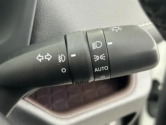 トヨタ ＲＡＶ４ G Zパッケージ 道央・札幌 2020(令2)年 3.2万km ホワイトパールクリスタルシャイン ・ワンオーナー/・４WD/・純正SDナビ/・CD/DVD/SD/BT/・フルセグTV/・パノラマルーフ/・バックカメラ/・ビルトインETC/・ドライブレコーダー/・デジタルインナーミラー/・トヨタセーフティセンス/・プリクラッシュセーフティ/・レーンキープアシスト/・クルーズコントロール/・クリアランスソナー/・横滑り防止装置/・オートマチックハイビーム/・オートライト/・パワーバックドア/・D+N席シートヒーター/・D+N席パワーシート/・純正19インチAW/・純正フロアマット/・プッシュスタート/・スマートキー/・スペアキー/・保証書/・取扱説明書