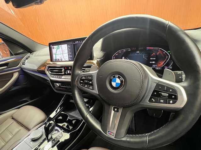 ＢＭＷ Ｘ３ xDrive20d Mスポーツ 千葉県 2022(令4)年 4.2万km 黒Ｍ セレクトＰＫＧ　/パノラマＳＲ　/アコースティックガラス　/純正ナビ　/３６０°カメラ　/ＡＣＣ　/ＢＳＭ　/茶革　/シートヒーター　/パワーシート　/ＬＥＤヘッドライト　/ハイビームアシスト　/電動リアゲート
