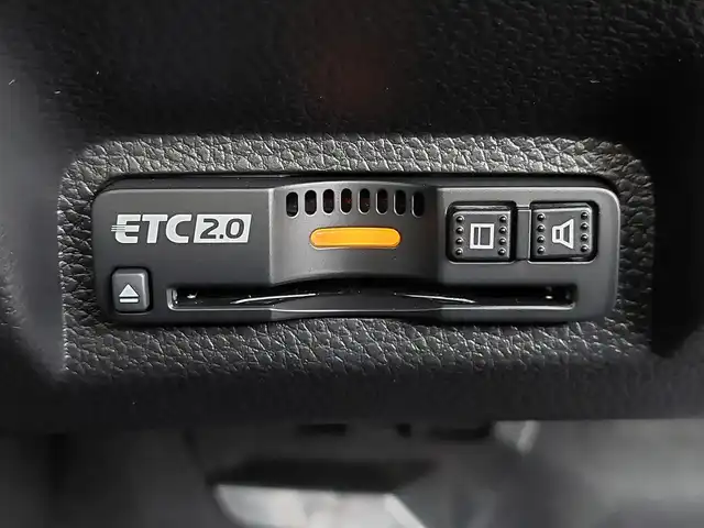 ホンダ ヴェゼル ハイブリッド e:HEV Z 東京都 2025(令7)年 0.1千km プラチナホワイトパール 純正メモリナビ/バックカメラ/ビルトインETC2.0/パワーバックドア/パドルシフト/ワイヤレス充電/シートヒーター/ハーフレザーシート/LEDヘッドライト/スマートキー/Honda SENSING/衝突軽減ブレーキ/誤発進抑制機能/路外逸脱抑制機能/アダプティブクルーズコントロール/オートハイビーム