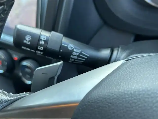 スバル フォレスター 2．0i－L 沖縄県 2013(平25)年 7万km サテンホワイトパール (株)IDOMが運営する【じしゃロンOO店】の自社ローン専用車両になりますこちらは現金またはオートローンご利用時の価格です。自社ローンご希望の方は別途その旨お申付け下さい/・プッシュスタート　/・ナビ　/・Ｂｌｕｅｔｏｏｔｈ接続　/・バックカメラ　/・ＥＴＣ　/・ドライブレコーダー　/・クルーズコントロール　/・シートヒーター　/・パワーシート　/・横滑り防止装置　/・純正アルミホイール