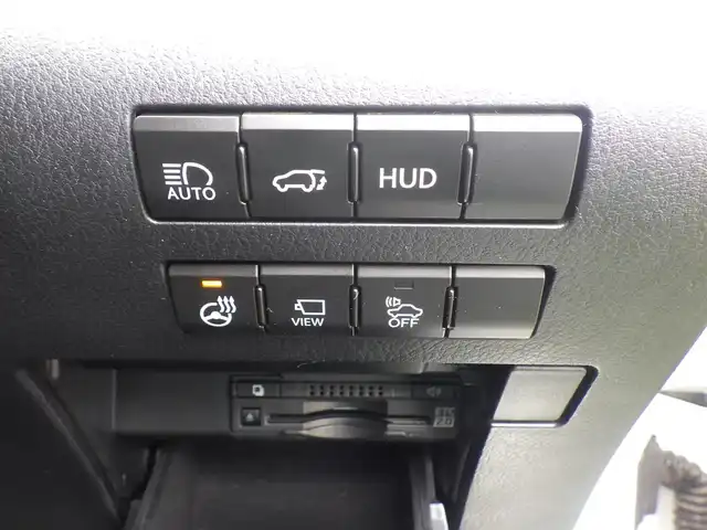 レクサス ＲＸ 450h Fスポーツ 千葉県 2017(平29)年 6.5万km ホワイトノーヴァガラスフレーク Lexus Safety System+/・プリクラッシュセーフティ/・レーンディパーチャーアラート/・オートハイビーム/・レーダークルーズコントロール/・RCTA（リヤクロストラフィックアラート）/・ブラインドスポットモニター/ムーンルーフ/パワーバックドア/ブラックレザーシート/前席パワーシート/エアシート/シートヒーター/純正SDナビ/地デジTV/【BD/DVD/CD再生機能　Bluetooth接続】/バックカメラ/リバース連動ドアミラー（左）　/革巻きステアリング/ステアリングヒーター/ステアリングスイッチ/ETC（2.0）/3眼LEDヘッドライト/フォグライト/ウインカーミラー/クリアランスソナー/純正20インチアルミホイル/サイド/カーテンエアバッグ/スマートキー