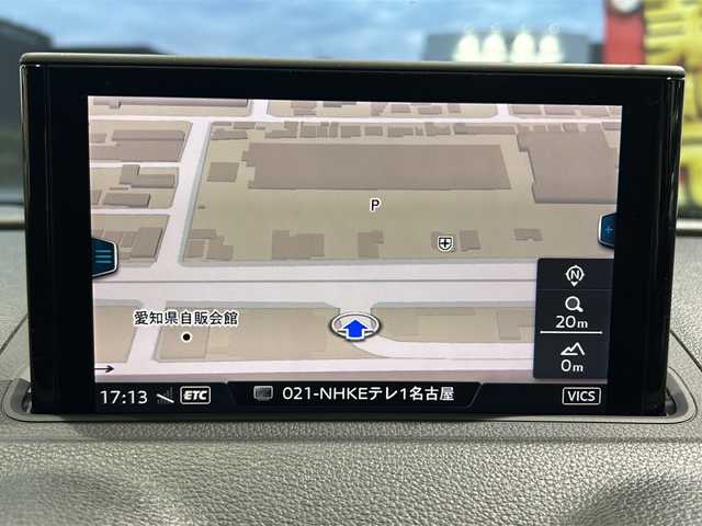 アウディ Ａ３ スポーツバック 1．4 TFSI 愛知県 2017(平29)年 10.5万km グレイシアホワイトメタリック 純正ナビ/フルセグTV・Bluetooth・DVD・CD・USB・FM・AM/バックカメラ/アダプティブクルーズコントロール/パークディスタンスコントロール/コンフォートアクセス/プッシュスタート/ステアリングスイッチ/HIDヘッドライト/オートライト/純正16インチアルミホイール/16インチ社外スタッドレスタイヤ車内4本積み込み/ビルトインETC/保証書/取扱説明書/スペアスマートキー/点検記録簿ディーラーH30.H31.その他R2.R4.R6