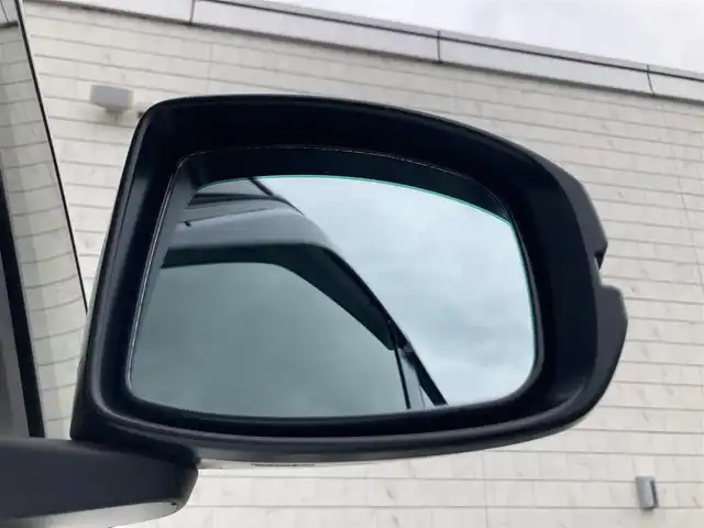 ホンダ フリード G ホンダセンシング 静岡県 2020(令2)年 4.2万km プラチナホワイトパール HondaSENSING/純正メモリーナビ/　AM FM CD DVD Bluetooth SD USB/フルセグTV/LEDオートヘッドランプ/レーダークルーズコントロール/シートヒーター(前席)/リアクリアランスソナー/スマートキー2本/リアロールサンシェード/ビルトインETC/バックモニター/前方ドライブレコーダー/両側パワースライドドア