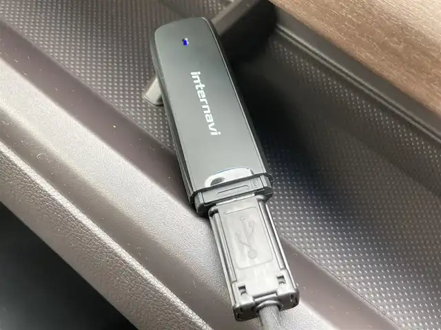 ホンダ フリード G ホンダセンシング 静岡県 2020(令2)年 4.2万km プラチナホワイトパール HondaSENSING/純正メモリーナビ/　AM FM CD DVD Bluetooth SD USB/フルセグTV/LEDオートヘッドランプ/レーダークルーズコントロール/シートヒーター(前席)/リアクリアランスソナー/スマートキー2本/リアロールサンシェード/ビルトインETC/バックモニター/前方ドライブレコーダー/両側パワースライドドア