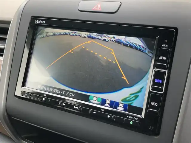 ホンダ フリード G ホンダセンシング 静岡県 2020(令2)年 4.2万km プラチナホワイトパール HondaSENSING/純正メモリーナビ/　AM FM CD DVD Bluetooth SD USB/フルセグTV/LEDオートヘッドランプ/レーダークルーズコントロール/シートヒーター(前席)/リアクリアランスソナー/スマートキー2本/リアロールサンシェード/ビルトインETC/バックモニター/前方ドライブレコーダー/両側パワースライドドア