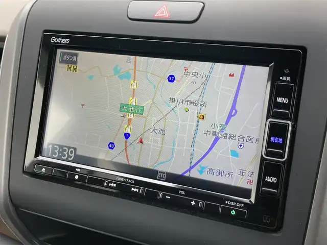 ホンダ フリード G ホンダセンシング 静岡県 2020(令2)年 4.2万km プラチナホワイトパール HondaSENSING/純正メモリーナビ/　AM FM CD DVD Bluetooth SD USB/フルセグTV/LEDオートヘッドランプ/レーダークルーズコントロール/シートヒーター(前席)/リアクリアランスソナー/スマートキー2本/リアロールサンシェード/ビルトインETC/バックモニター/前方ドライブレコーダー/両側パワースライドドア