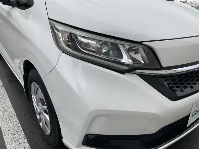 ホンダ フリード G ホンダセンシング 静岡県 2020(令2)年 4.2万km プラチナホワイトパール HondaSENSING/純正メモリーナビ/　AM FM CD DVD Bluetooth SD USB/フルセグTV/LEDオートヘッドランプ/レーダークルーズコントロール/シートヒーター(前席)/リアクリアランスソナー/スマートキー2本/リアロールサンシェード/ビルトインETC/バックモニター/前方ドライブレコーダー/両側パワースライドドア