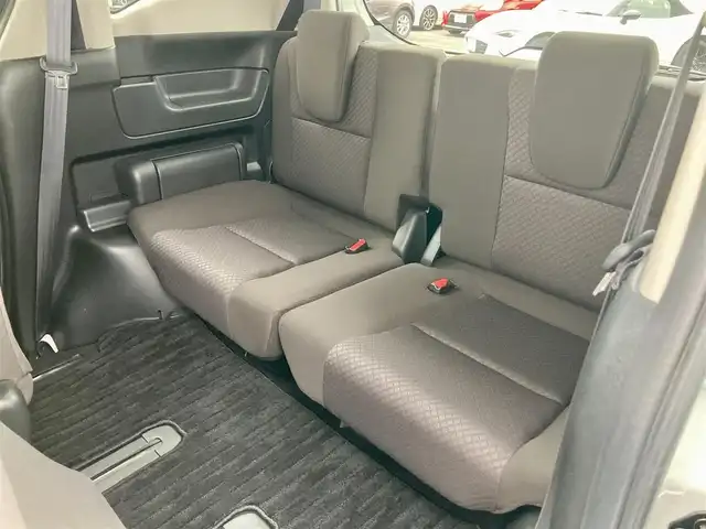 ホンダ フリード G ホンダセンシング 静岡県 2020(令2)年 4.2万km プラチナホワイトパール HondaSENSING/純正メモリーナビ/　AM FM CD DVD Bluetooth SD USB/フルセグTV/LEDオートヘッドランプ/レーダークルーズコントロール/シートヒーター(前席)/リアクリアランスソナー/スマートキー2本/リアロールサンシェード/ビルトインETC/バックモニター/前方ドライブレコーダー/両側パワースライドドア