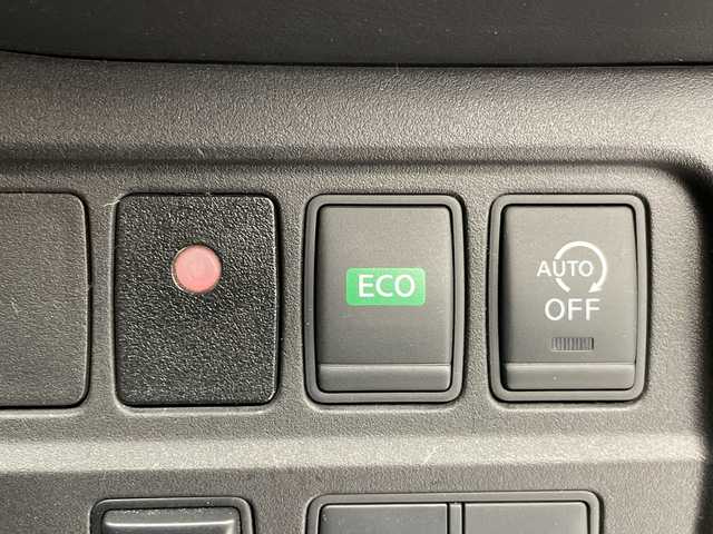 日産 セレナ ハイウェイスター プロパイロットED 愛知県 2017(平29)年 9.4万km ブリリアントホワイトパール プロパイロット/純正9型ナビ/フリップダウンモニター/両側パワースライドドア/レーダークルーズコントロール/バックカメラ/コーナーセンサー/純正アルミホイール/LEDヘッドライト/リアオートエアコン/オートマチックハイビーム/ドライブレコーダー/ETC/衝突軽減システム/フルセグ/CD DVD/Bluetooth/ステアリングスイッチ/スマートキー/プッシュスタート