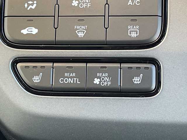 ホンダ フリード ハイブリット e:HEV クロスター 愛知県 2025(令7)年 0.1千km 茶Ｍ 登録済未使用車/純正9型ディスプレイオーディオナビ/両側パワースライドドア/レーダークルーズコントロール/シートヒーター/バックカメラ/コーナーセンサー/ブラインドスポットモニター/LEDヘッドライト/オートマチックハイビーム/衝突軽減システム/フルセグ/Bluetooth/ステアリングスイッチ/スマートキー/プッシュスタート