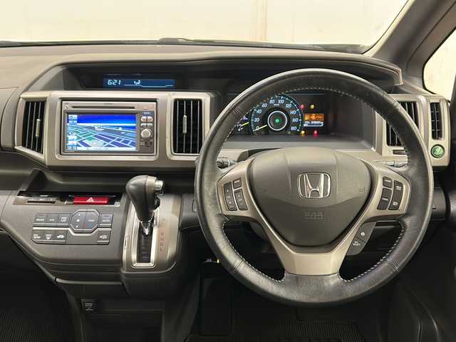 ホンダ ステップワゴン G コンフォートセレクション 道央・札幌 2012(平24)年 7.9万km ホワイトオーキッドパール /4WD//メモリナビ//ワンセグテレビ//バックカメラ//アイドリングストップ//クルーズコントロール//ドアバイザー//プッシュスタート//ETC//両側パワースライドドア