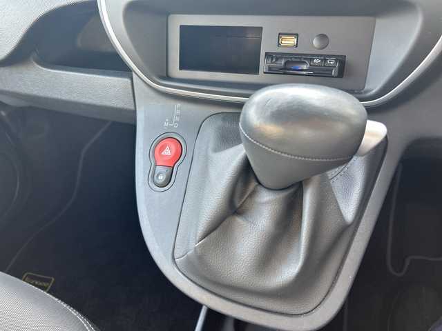 ルノー カングー ゼン 神奈川県 2017(平29)年 6万km ノーティクルブルー ワンオーナー/carrozzeriaナビ(AM/FM/SD/BT/フルセグTV)/バックカメラ/両側スライドドア/横滑り防止装置/エクステンデッドグリップ/ルーフレール/ETC/ドライブレコーダー/純正フロアマット/スペアキー×1/保証書/取扱説明書