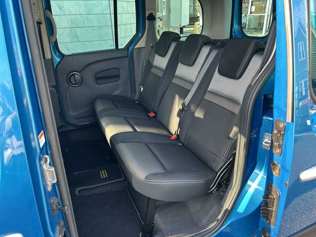 ルノー カングー ゼン 神奈川県 2017(平29)年 6万km ノーティクルブルー ワンオーナー/carrozzeriaナビ(AM/FM/SD/BT/フルセグTV)/バックカメラ/両側スライドドア/横滑り防止装置/エクステンデッドグリップ/ルーフレール/ETC/ドライブレコーダー/純正フロアマット/スペアキー×1/保証書/取扱説明書