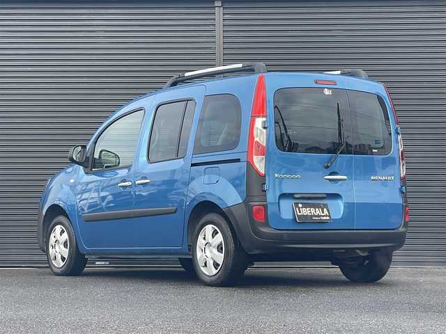 ルノー カングー ゼン 山梨県 2017(平29)年 6万km 青 ワンオーナー/carrozzeriaナビ(AM/FM/SD/BT/フルセグTV)/バックカメラ/両側スライドドア/横滑り防止装置/エクステンデッドグリップ/ルーフレール/ETC/ドライブレコーダー/純正フロアマット/スペアキー×1/保証書/取扱説明書