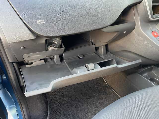 ルノー カングー ゼン 山梨県 2017(平29)年 6万km 青 ワンオーナー/carrozzeriaナビ(AM/FM/SD/BT/フルセグTV)/バックカメラ/両側スライドドア/横滑り防止装置/エクステンデッドグリップ/ルーフレール/ETC/ドライブレコーダー/純正フロアマット/スペアキー×1/保証書/取扱説明書