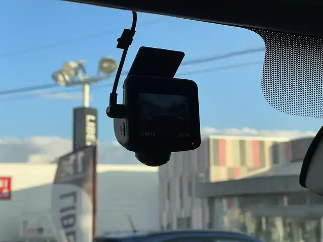 ルノー カングー ゼン 山梨県 2017(平29)年 6万km 青 ワンオーナー/carrozzeriaナビ(AM/FM/SD/BT/フルセグTV)/バックカメラ/両側スライドドア/横滑り防止装置/エクステンデッドグリップ/ルーフレール/ETC/ドライブレコーダー/純正フロアマット/スペアキー×1/保証書/取扱説明書