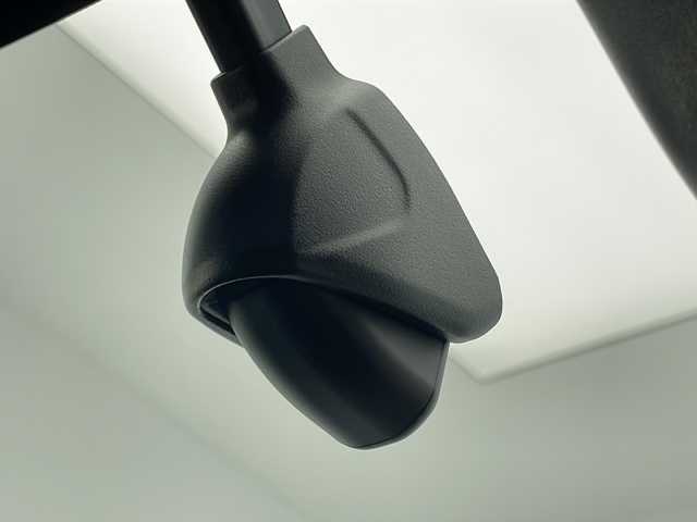 ホンダ ヴェゼル ハイブリッド e:HEV Z 千葉県 2022(令4)年 1.9万km プラチナホワイトパール ホンダコネクトナビ/　Bluetooth/フルセグTV/Apple car play/Android Auto/ホンダセンシング/レーダークルーズコントロール/レーンキープアシスト/衝突軽減ブレーキ/クリアランスソナー/先行車発進警報/標識認識機能/ブラインドスポットモニター/電動パーキング/オートホールド/オートハイビーム/ダウンヒルアシスト/パワーバックドア/ハーフレザーシート/ステアリングヒーター/前席シートヒーター/ワイヤレス充電/バックカメラ/ビルトインETC/LEDライト/フォグランプ/パドルシフト/前後ドラレコ/トノカバー/フロアマット/ドアバイザー