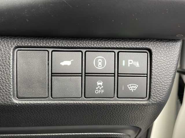 ホンダ ヴェゼル ハイブリッド e:HEV Z 千葉県 2022(令4)年 1.9万km プラチナホワイトパール ホンダコネクトナビ/　Bluetooth/フルセグTV/Apple car play/Android Auto/ホンダセンシング/レーダークルーズコントロール/レーンキープアシスト/衝突軽減ブレーキ/クリアランスソナー/先行車発進警報/標識認識機能/ブラインドスポットモニター/電動パーキング/オートホールド/オートハイビーム/ダウンヒルアシスト/パワーバックドア/ハーフレザーシート/ステアリングヒーター/前席シートヒーター/ワイヤレス充電/バックカメラ/ビルトインETC/LEDライト/フォグランプ/パドルシフト/前後ドラレコ/トノカバー/フロアマット/ドアバイザー