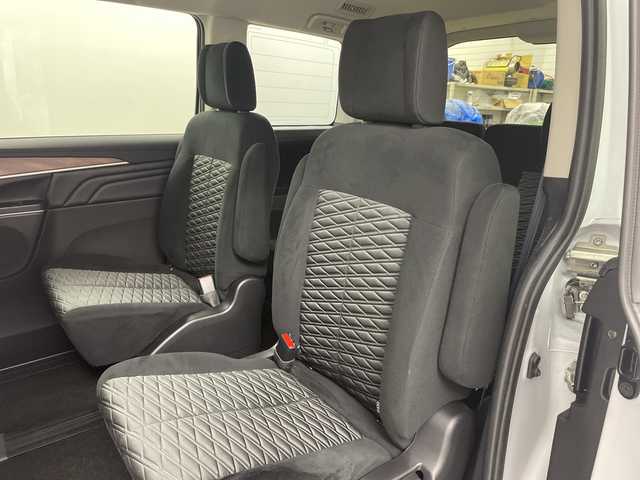 三菱 デリカＤ：５ G 道央・札幌 2025(令7)年 1万km ホワイトダイヤモンド ・4WD　・e-Asisst/・衝突被害軽減ブレーキシステム　/・社外ナビ　SD/BT/・アラウンドビューモニター/・レーダークルーズコントロール/・両側パワースライドドア/・オートマチックハイビーム/・LEDオートライト/・レーンキープアシスト/・パドルシフト/・横滑り防止装置/・電動パーキング/・チップアップシート/・ウォークスルー/・スマートキー