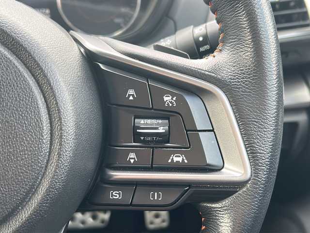 スバル インプレッサ ＸＶ 2．0i－S アイサイト 秋田県 2017(平29)年 8.9万km サンシャインオレンジ 4WD/純正SDナビ/Bluetooth、CD/DVD、フルセグTV/バックカメラ/ETC/レーダークルーズコントロール/ドライブレコーダー/前席シートヒーター/ルーフレール/純正18インチAW/保証書、取説/スペアキー