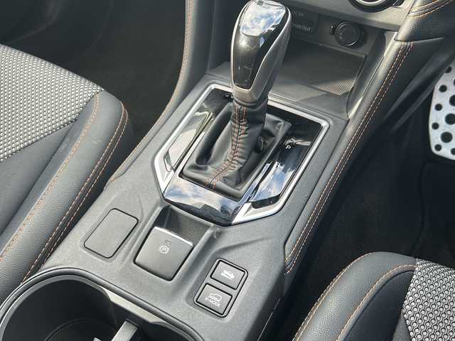 スバル インプレッサ ＸＶ 2．0i－S アイサイト 秋田県 2017(平29)年 8.9万km サンシャインオレンジ 4WD/純正SDナビ/Bluetooth、CD/DVD、フルセグTV/バックカメラ/ETC/レーダークルーズコントロール/ドライブレコーダー/前席シートヒーター/ルーフレール/純正18インチAW/保証書、取説/スペアキー