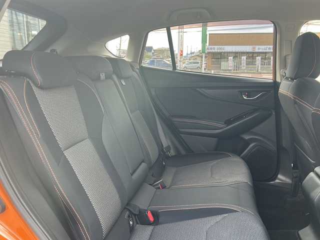 スバル インプレッサ ＸＶ 2．0i－S アイサイト 秋田県 2017(平29)年 8.9万km サンシャインオレンジ 4WD/純正SDナビ/Bluetooth、CD/DVD、フルセグTV/バックカメラ/ETC/レーダークルーズコントロール/ドライブレコーダー/前席シートヒーター/ルーフレール/純正18インチAW/保証書、取説/スペアキー